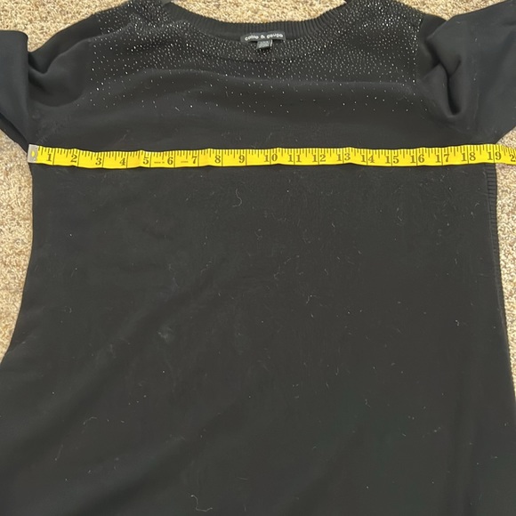 Cable & Gauge black sparkly top in size large - Picture 5 of 8